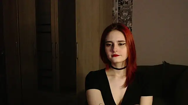 Snapshot of scarlettharrison09 chatting on 12.28.24 scarlettharrison09 online show from 12.28.24