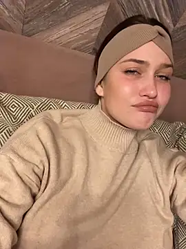 Snapshot of KikiWatson chatting on 01.23.25 KikiWatson online show from 01.23.25