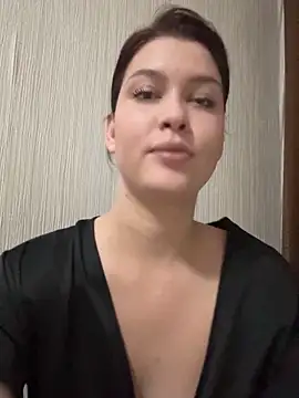 Snapshot of KikiWatson chatting on 10.09.25 KikiWatson online show from 10.09.25