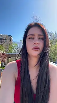 Snapshot of KikiWatson chatting on 04.16.26 KikiWatson online show from 04.16.26