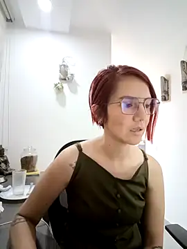 your red rose  online show from 12.04.24