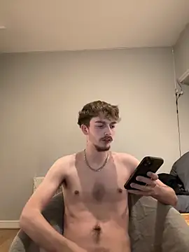 Snapshot of plumboyee chatting on 12.27.24 plumboyee online show from 12.27.24