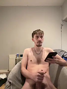 Snapshot of plumboyee chatting on 01.02.25 plumboyee online show from 01.02.25