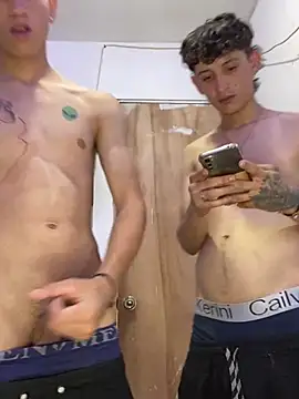 LatinBoysxxx online show from 01.17.25