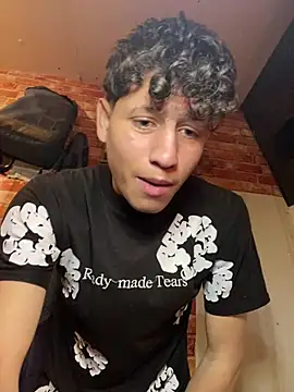 LatinBoysxxx online show from 05.23.26