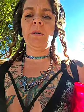 thatonespicychick online show from 10.22.25