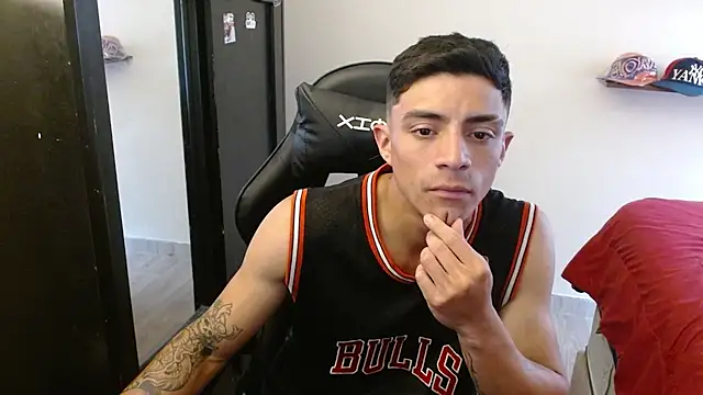 kv   xxx  online show from 01.15.26