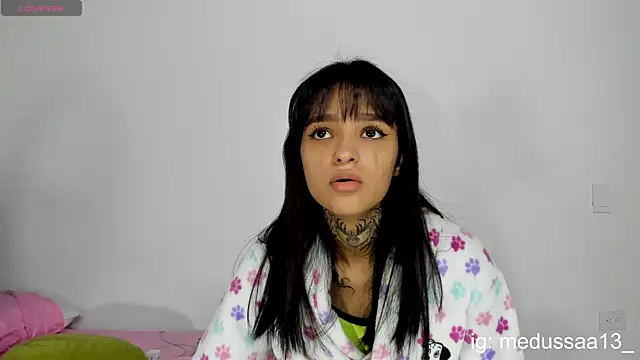 Snapshot of medussa13_ chatting on 01.15.25 medussa13 online show from 01.15.25