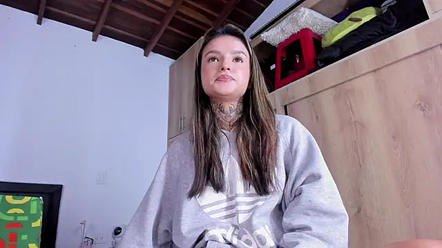 Snapshot of medussa13_ chatting on 09.22.25 medussa13 online show from 09.22.25