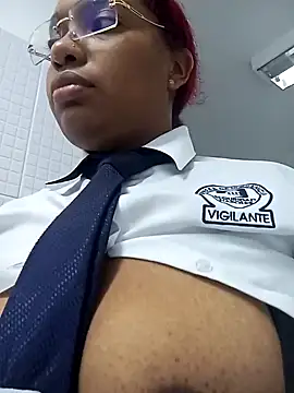 Cinnamon-Skin online show from 12.31.24