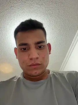 Snapshot of stiven-p23 chatting on 11.20.25 stiven-p23 online show from 11.20.25