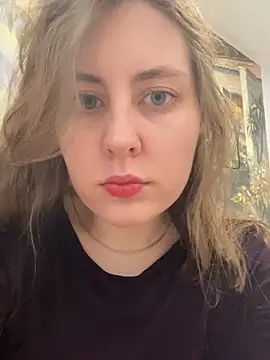 Snapshot of Topvi_ chatting on 02.14.26 Topvi online show from 02.14.26