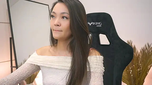 Peopleneedlove144 online show from 01.24.25