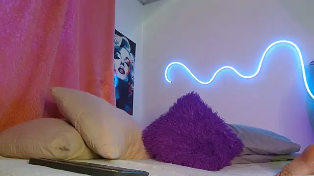 Snapshot of AlessiaVal_ chatting on 03.19.26 AlessiaVal online show from 03.19.26