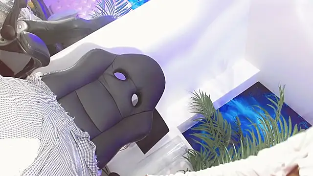 Snapshot of Jadee_Ariell chatting on 01.06.25 Jadee Ariell online show from 01.06.25