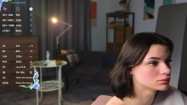 Snapshot of MimiLoll chatting on 02.27.25 MimiLoll online show from 02.27.25