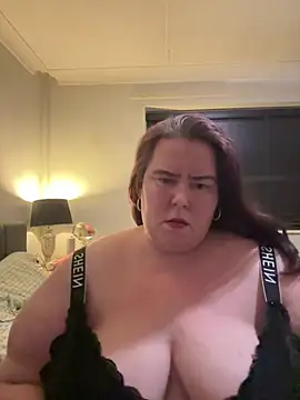 Viola SassyX online show from 03.11.25