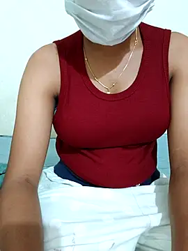 Snapshot of Ammualagitamil chatting on 10.07.25 Ammualagitamil online show from 10.07.25