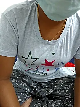 Snapshot of Ammualagitamil chatting on 11.11.25 Ammualagitamil online show from 11.11.25