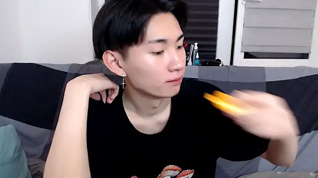 Miram Yu online show from 01.19.25