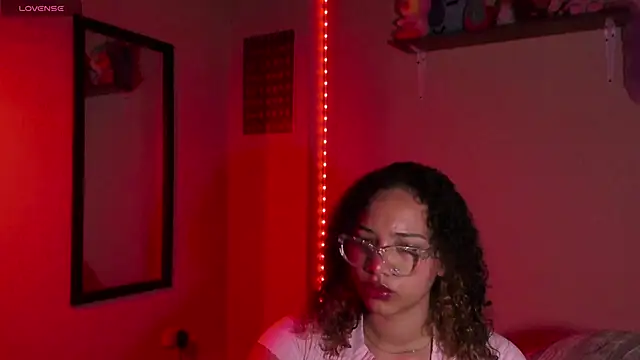 MadelineBenet online show from 01.11.25