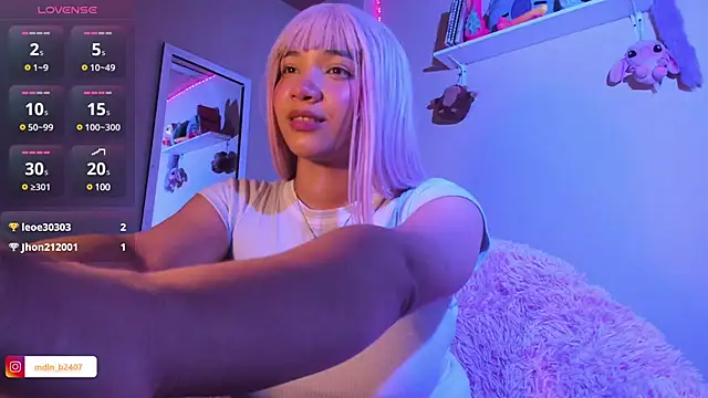 MadelineBenet online show from 01.17.25