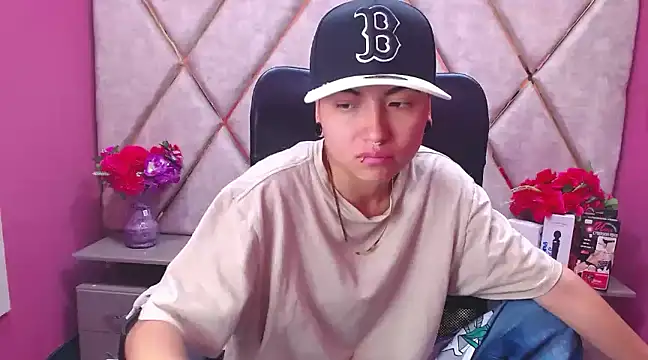 Snapshot of Im_Mathias chatting on 02.15.25 Im Mathias online show from 02.15.25