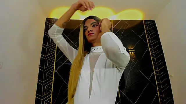 Snapshot of Isabella_stanford2 chatting on 02.26.25 Isabella stanford2 online show from 02.26.25