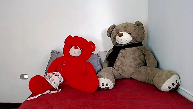 Snapshot of SamanthaaSmitt chatting on 03.03.25 SamanthaaSmitt online show from 03.03.25