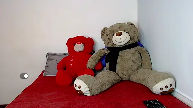 Snapshot of SamanthaaSmitt chatting on 03.04.25 SamanthaaSmitt online show from 03.04.25