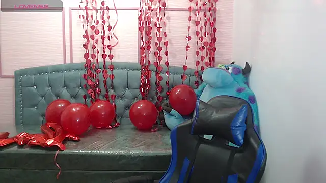 stephania t online show from 02.15.25