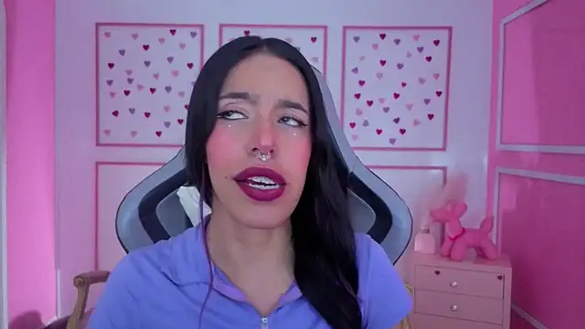 stephania t online show from 02.11.26