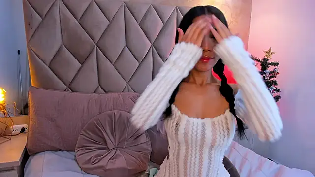 Snapshot of Nath_quim chatting on 11.24.25 Nath quim online show from 11.24.25