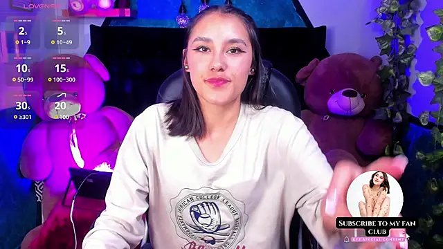  Sophie  miller online show from 02.04.25