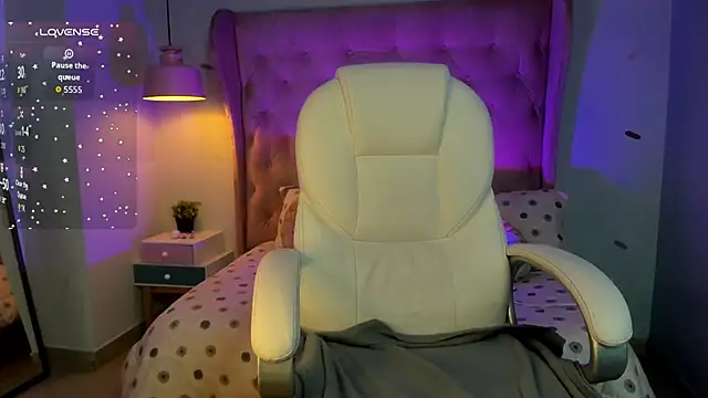  Sophie  miller online show from 02.11.26