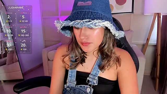  Sophie  miller online show from 06.04.26