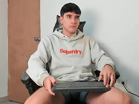 Snapshot of leo030809 chatting on 02.24.26 leo030809 online show from 02.24.26