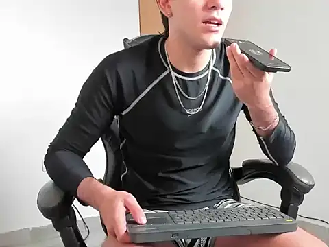 leo030809 online show from 03.27.26