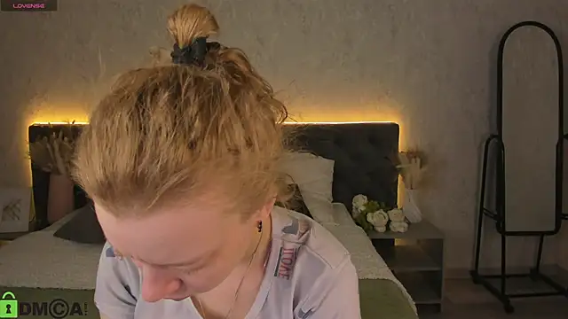 Snapshot of Michelle_Blond chatting on 03.14.26 Michelle Blond online show from 03.14.26