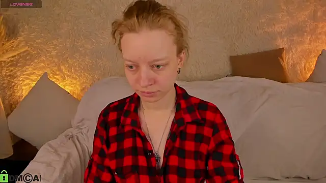 Snapshot of Michelle_Blond chatting on 03.24.26 Michelle Blond online show from 03.24.26