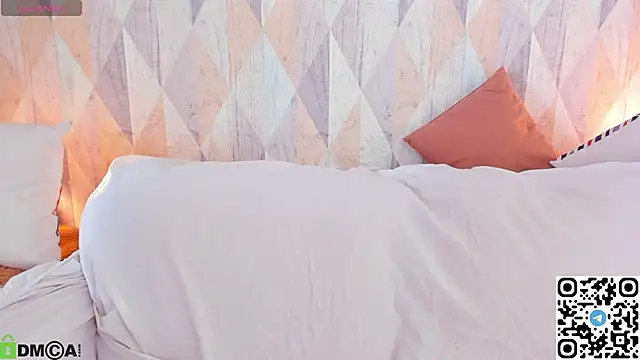 Michelle Blond online show from 05.25.26