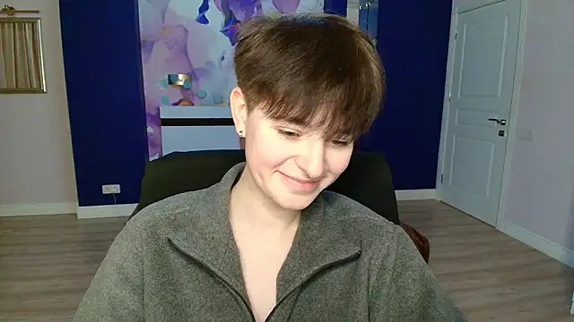 EmiliaYours online show from 02.23.25