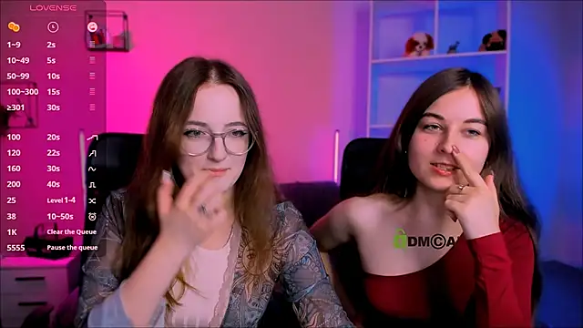 luna berryy online show from 11.29.25