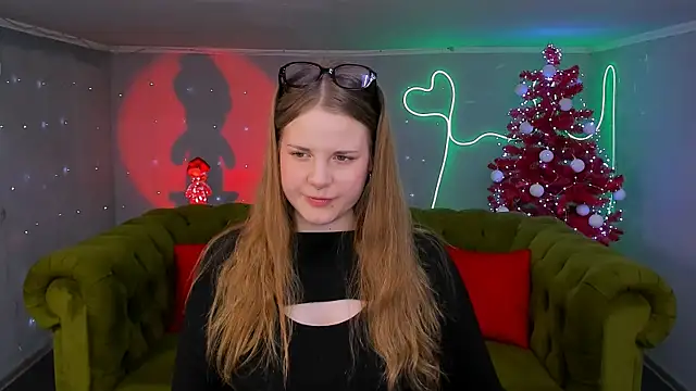 holy kitty online show from 01.25.25