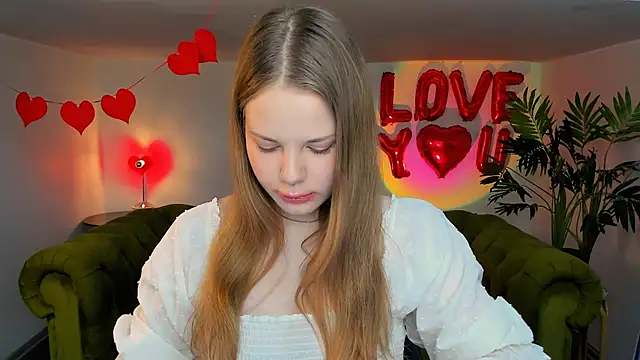 holy kitty online show from 03.11.25