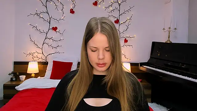 holy kitty online show from 03.20.25