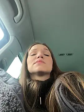 KitteCat online show from 01.07.25