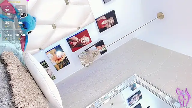 Niccolls Princess online show from 02.28.25