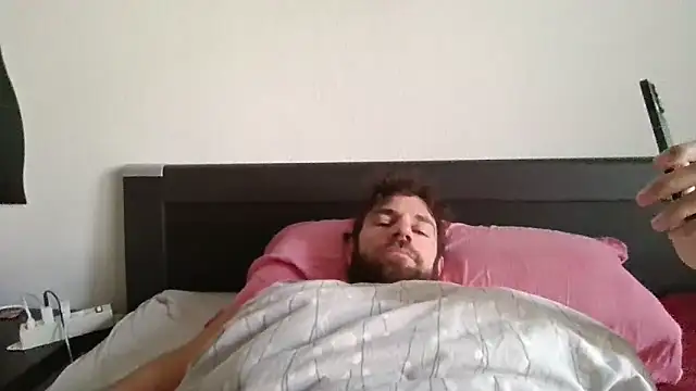 alpha-hunk online show from 10.29.25