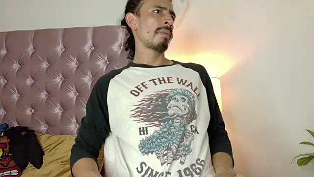 Sr Magnus  online show from 09.11.25